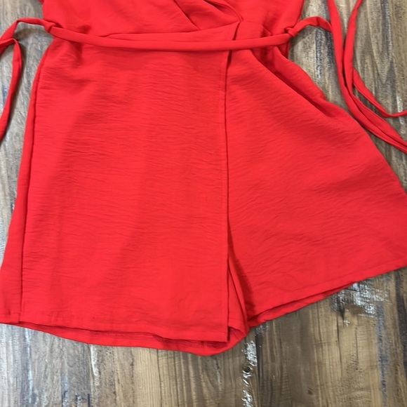 NWOT vibrant red romper - Picture 3 of 6